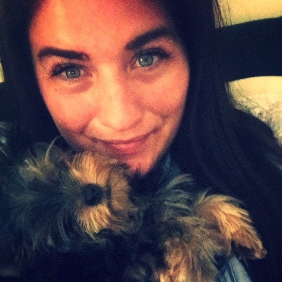 Meet your Posher, Ashley - Picture 2 of 6